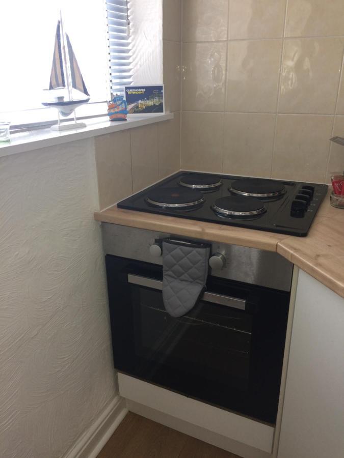 Lovely Little Flat By The Sea In קלית'ורפס מראה חיצוני תמונה