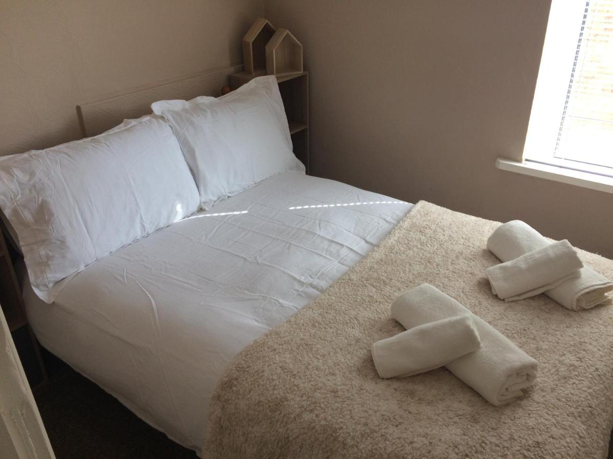 Lovely Little Flat By The Sea In קלית'ורפס מראה חיצוני תמונה